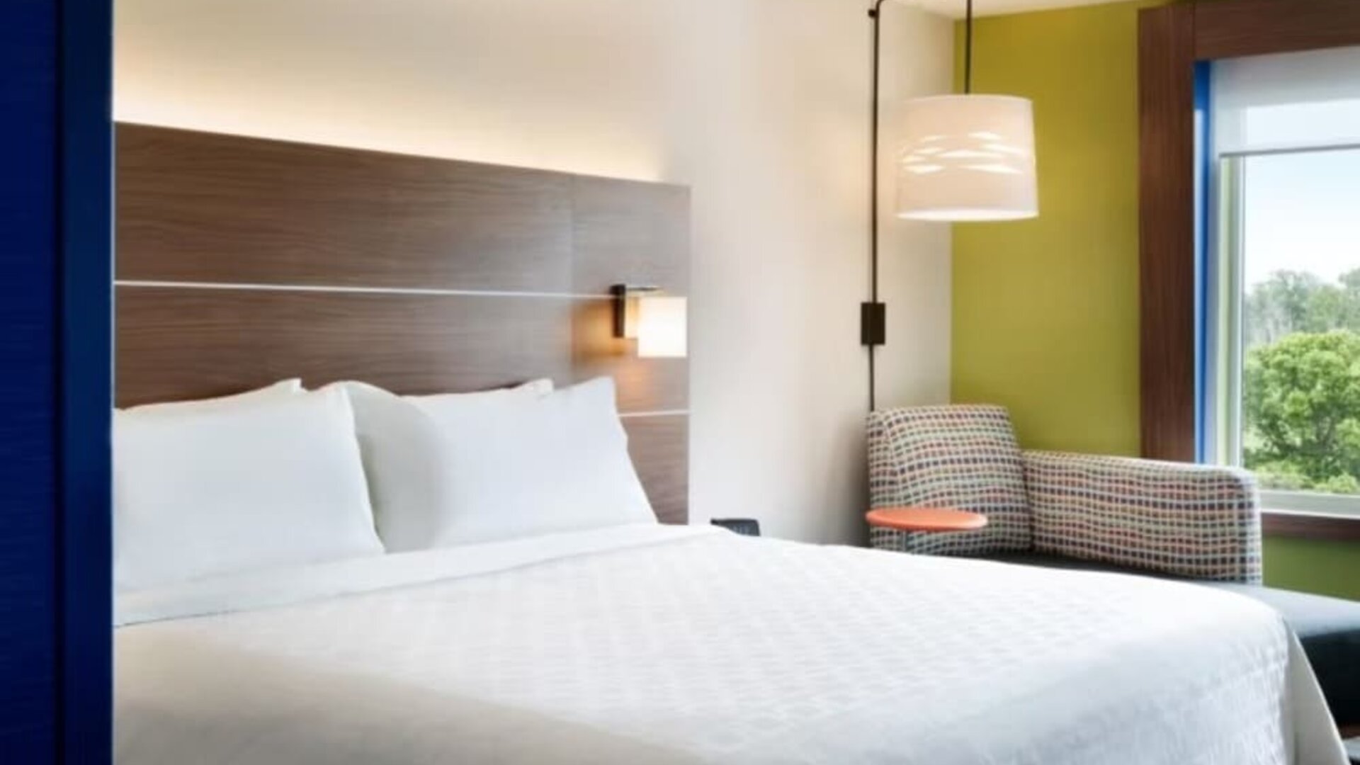 Day use room at Holiday Inn Express Atlanta Airport - College Park By IHG.