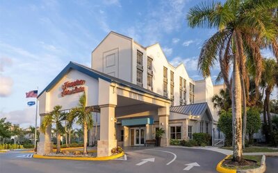 Exterior at Hampton Inn & Suites Ft. Lauderdale Airport/South Cruise Port.