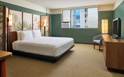 Day room at Pagoda Hotel.