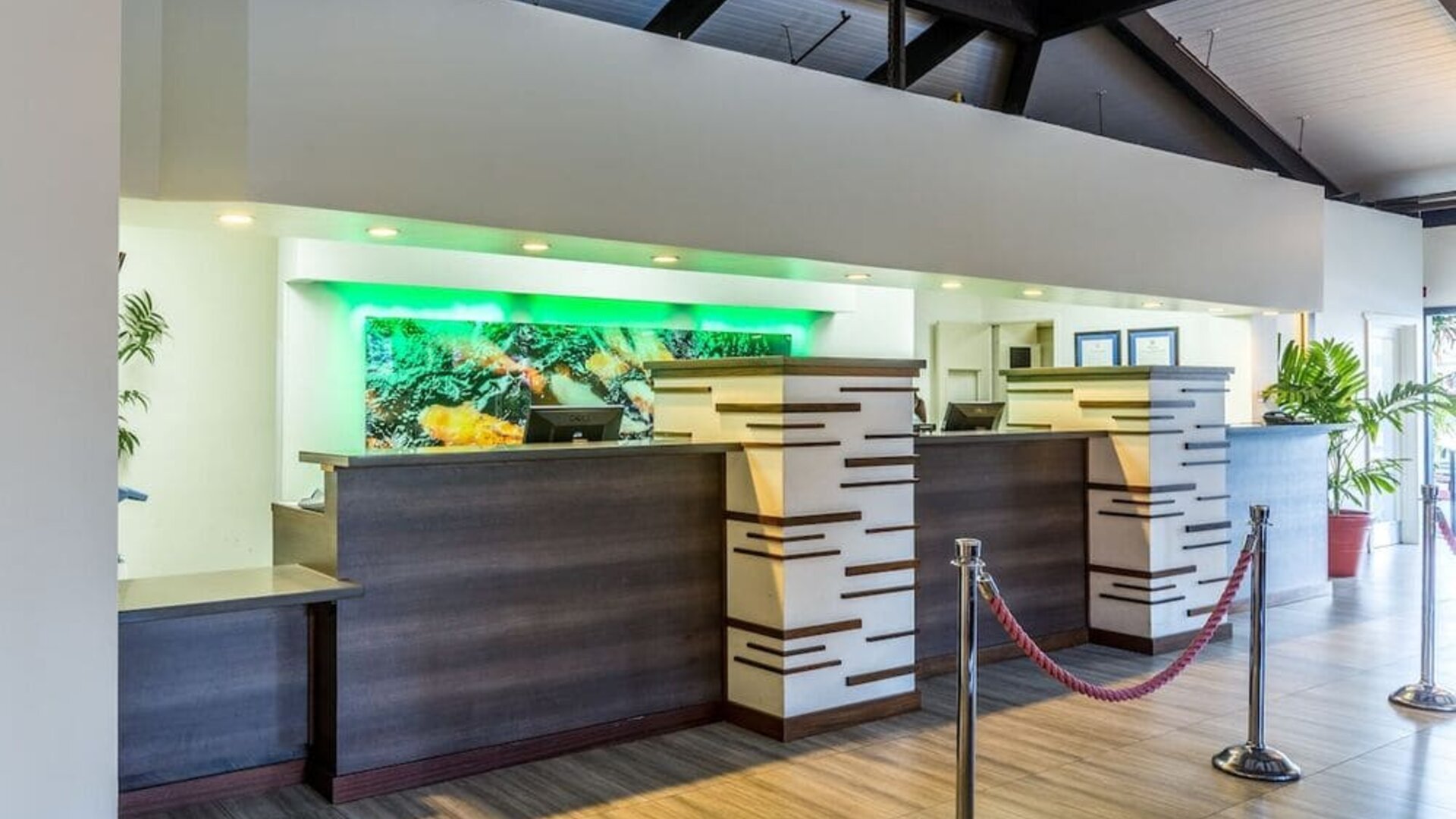 Reception at Pagoda Hotel.