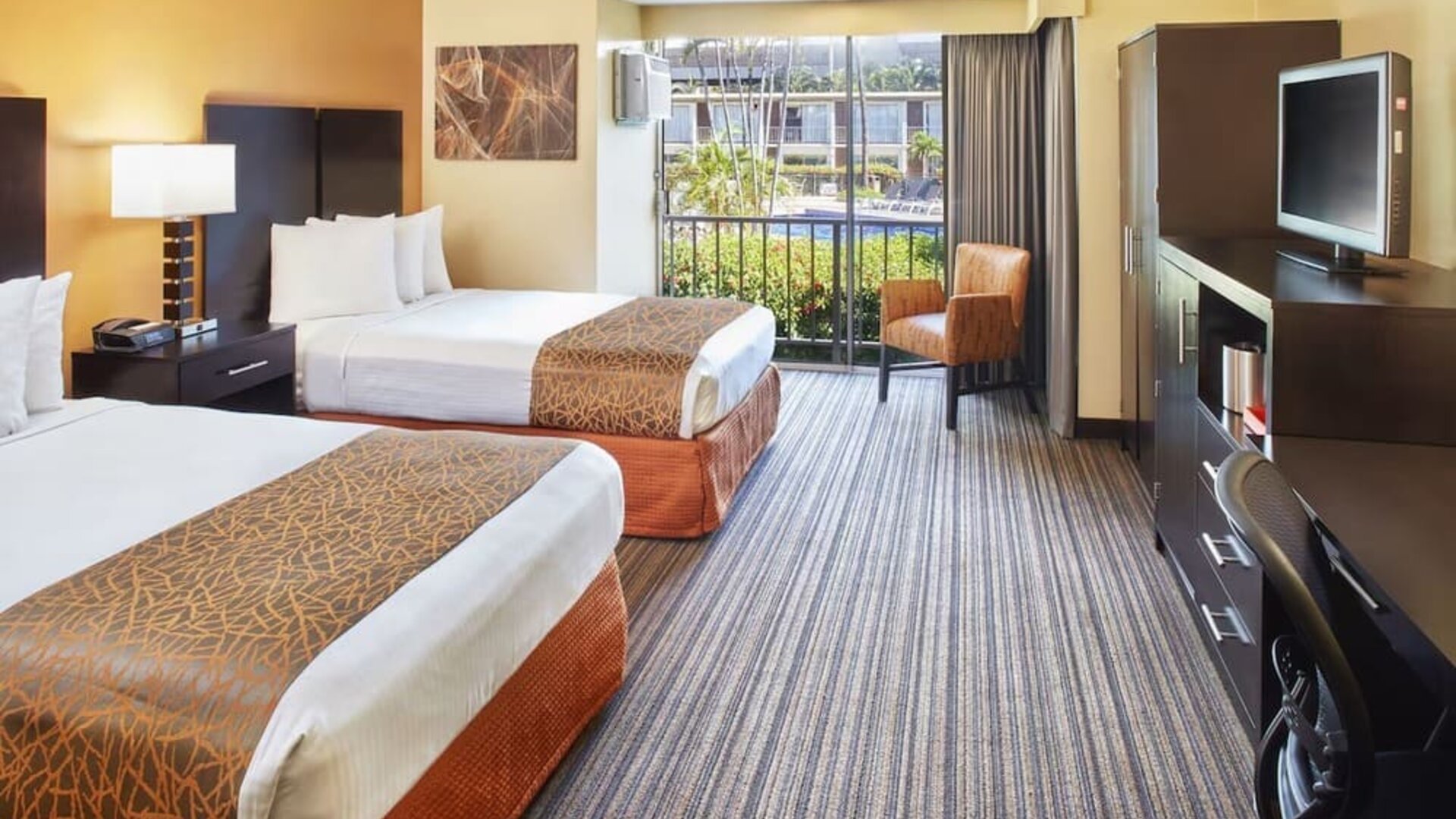 Day room at Best Western The Plaza Hotel Honolulu Airport.