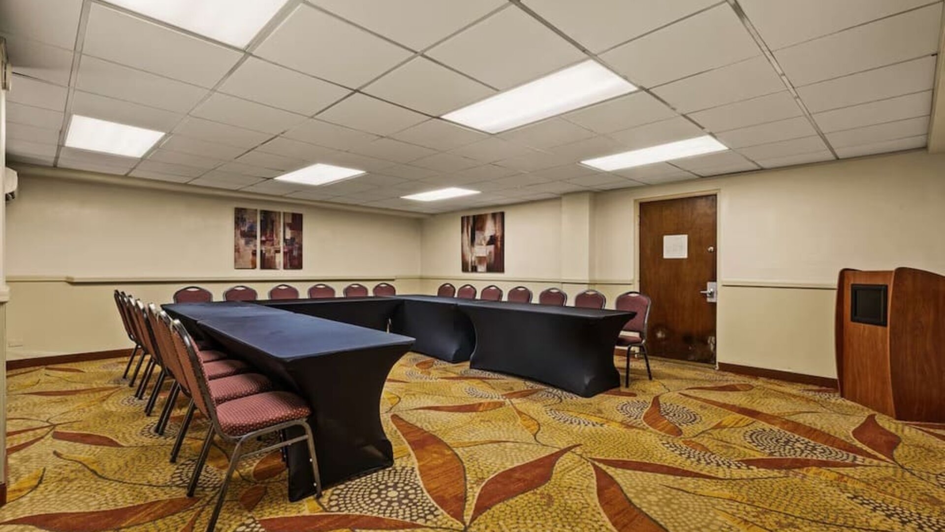 Meeting room at Best Western The Plaza Hotel Honolulu Airport.