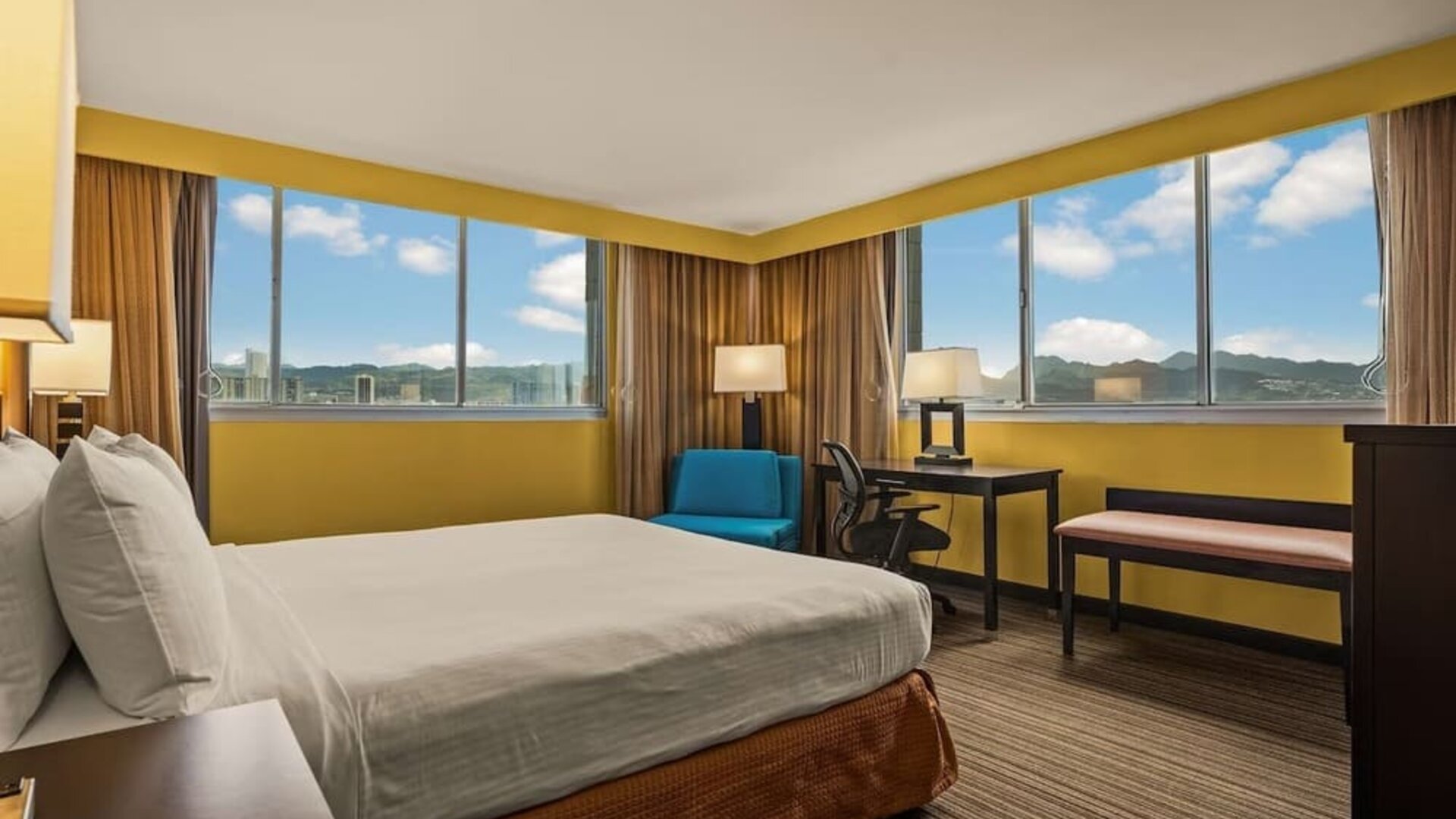Day room at Best Western The Plaza Hotel Honolulu Airport.