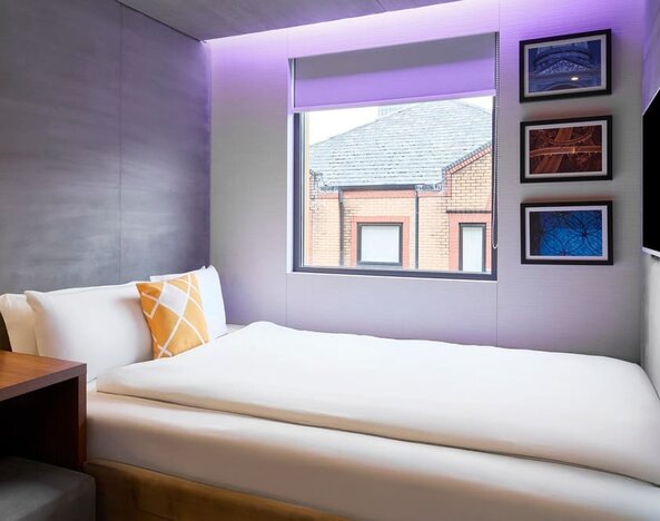 Day room at Four Points Flex By Sheraton Birmingham Jewellery Quarter.
