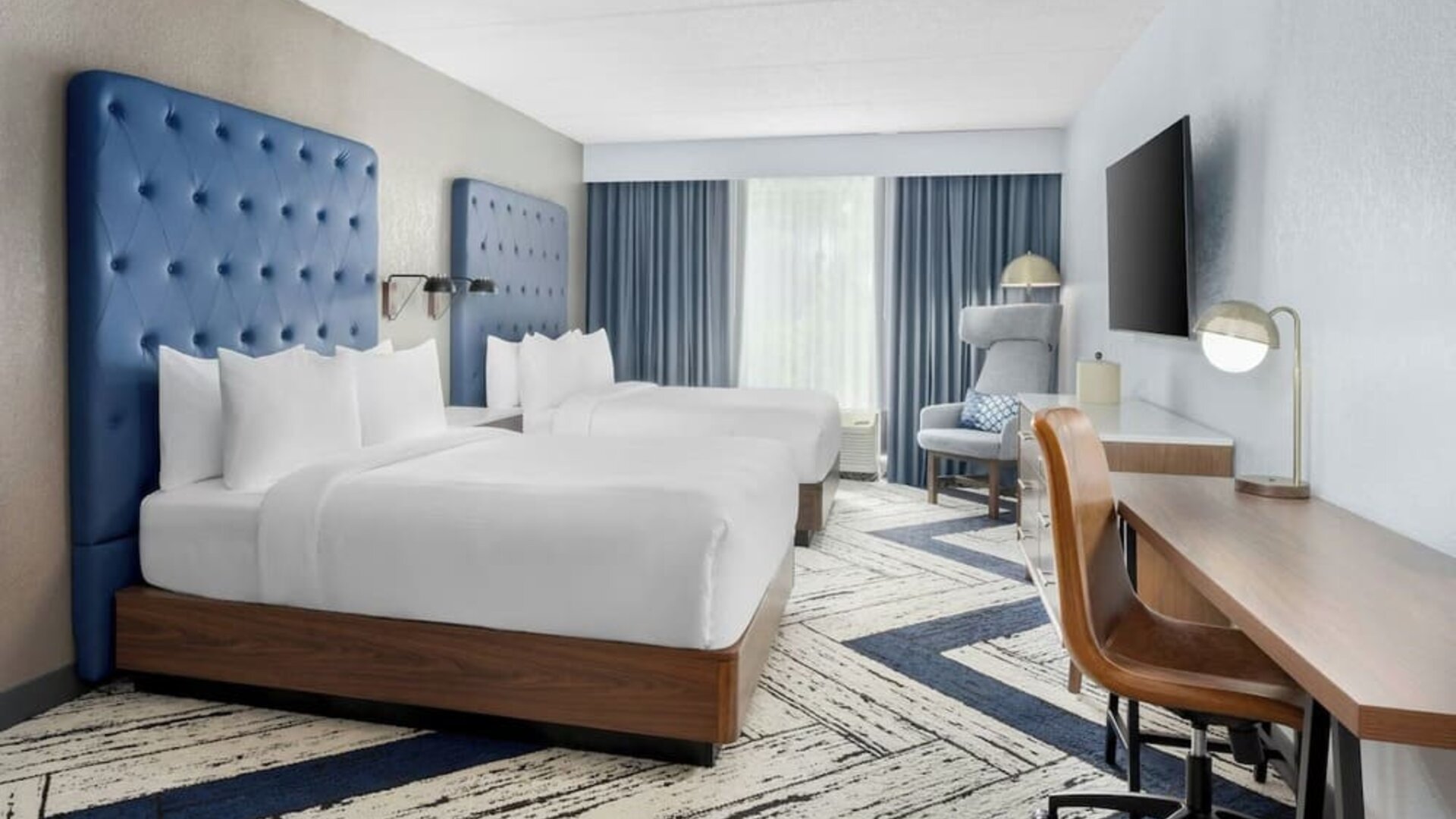 Day room at Four Points By Sheraton College Park Atlanta Airport.