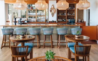 Bar at Kaimana Beach Hotel.