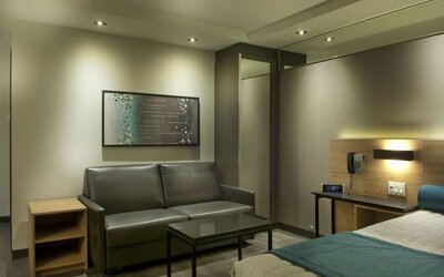 Day room at Ramada Laval By Wyndham.