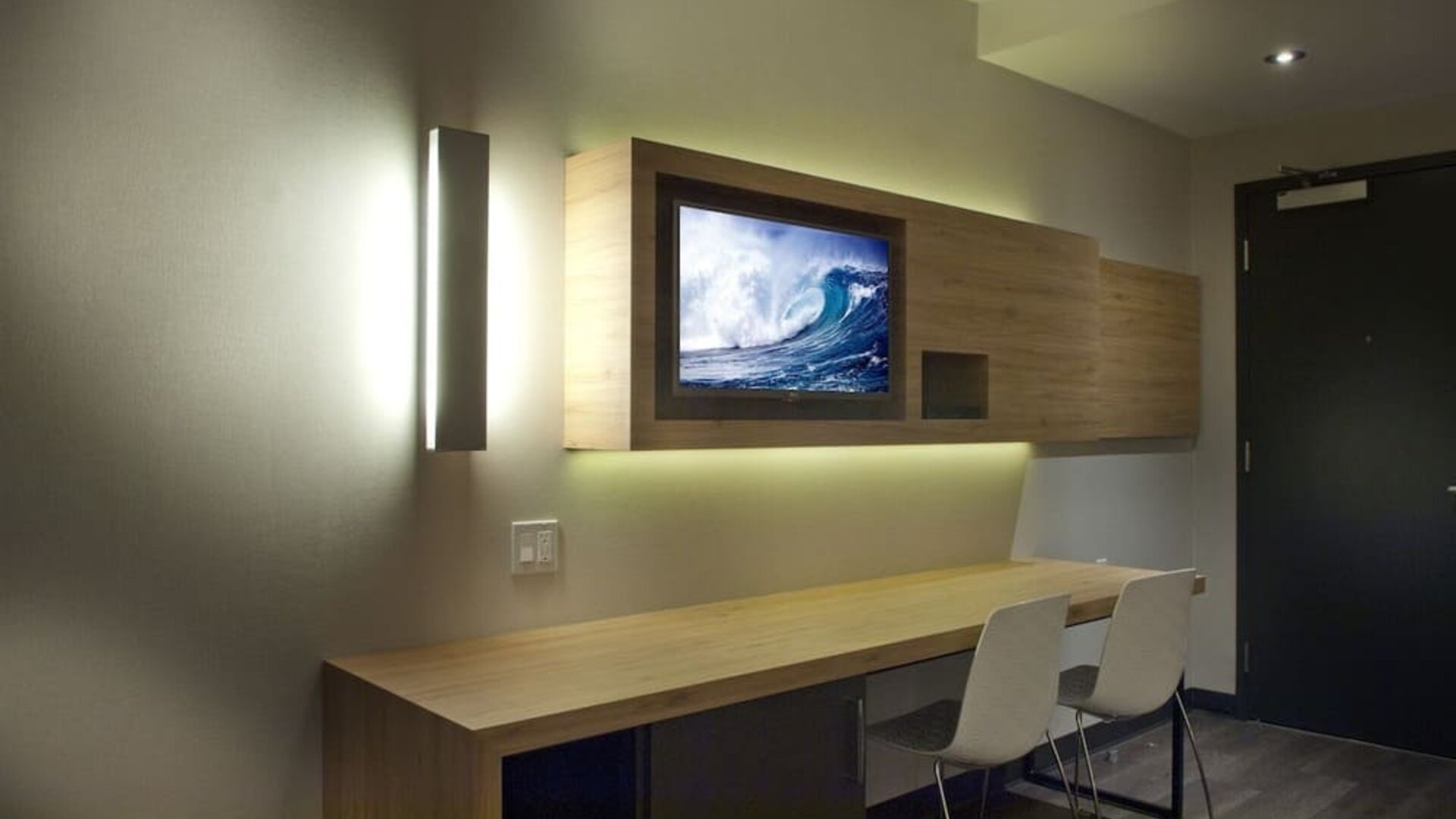 Day room at Ramada Laval By Wyndham.