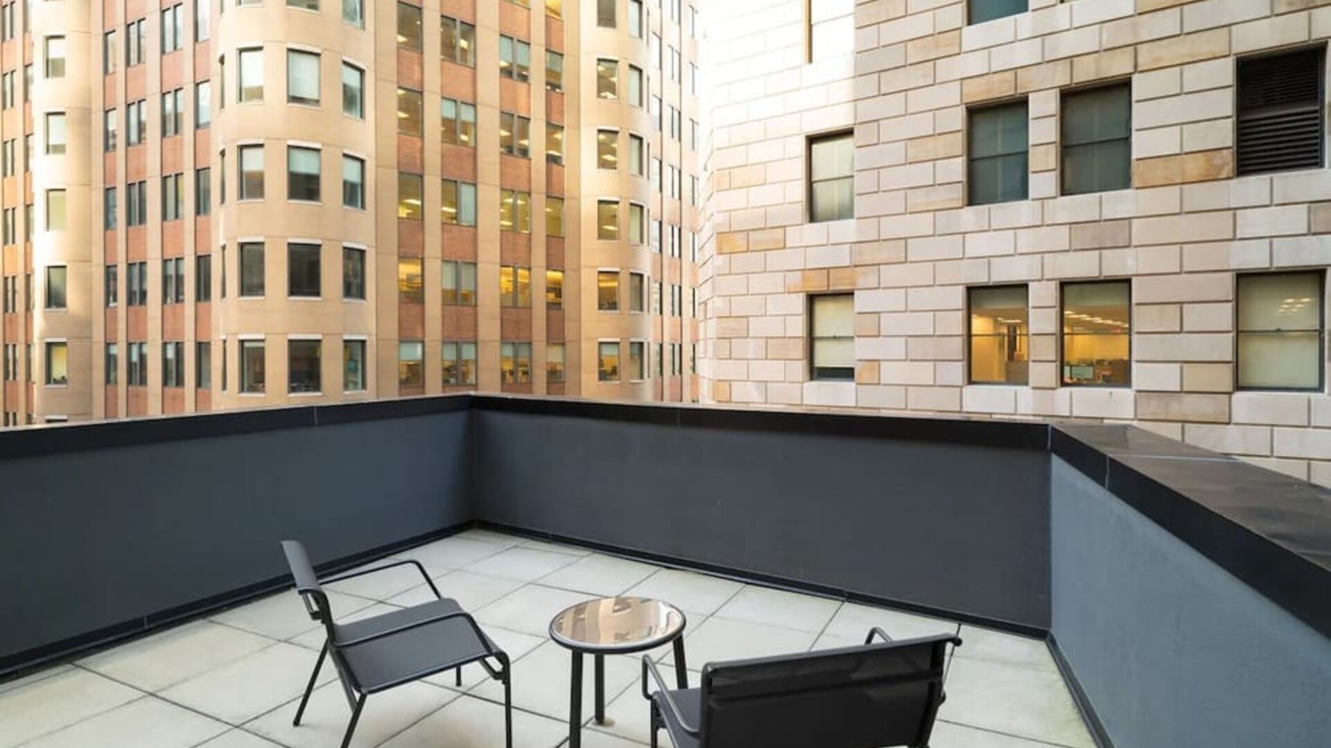 Outside area at Holiday Inn Wall Street.