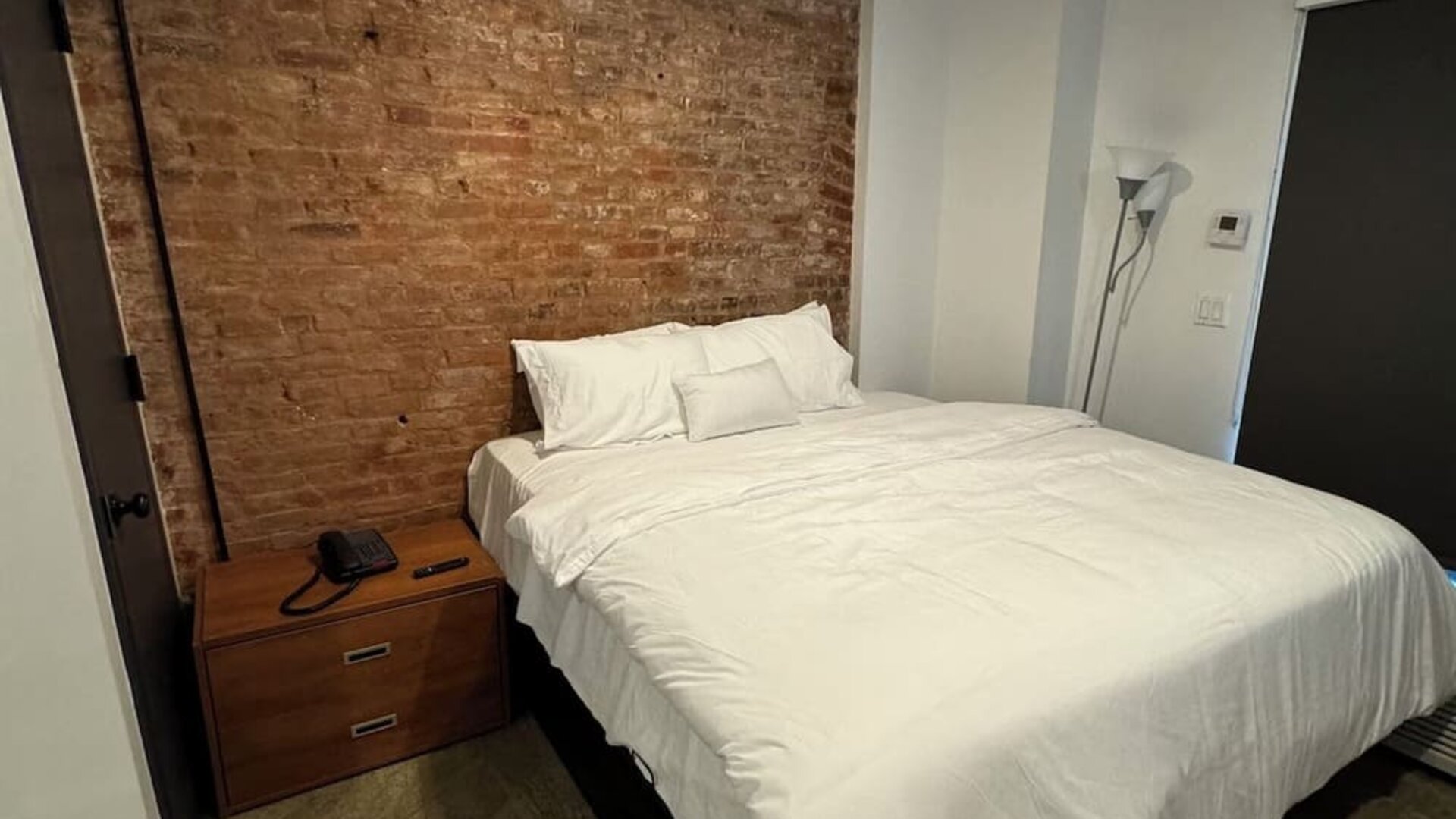 Day room at Tribeca Hotel FiDi.