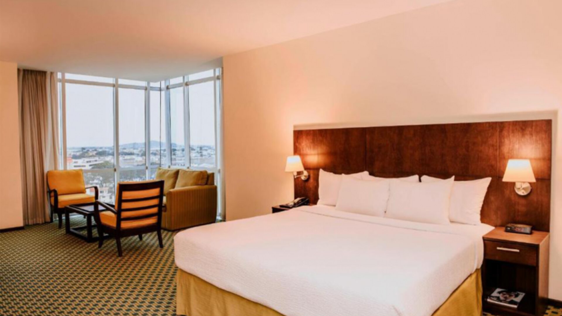 Courtyard By Marriott Guayaquil
