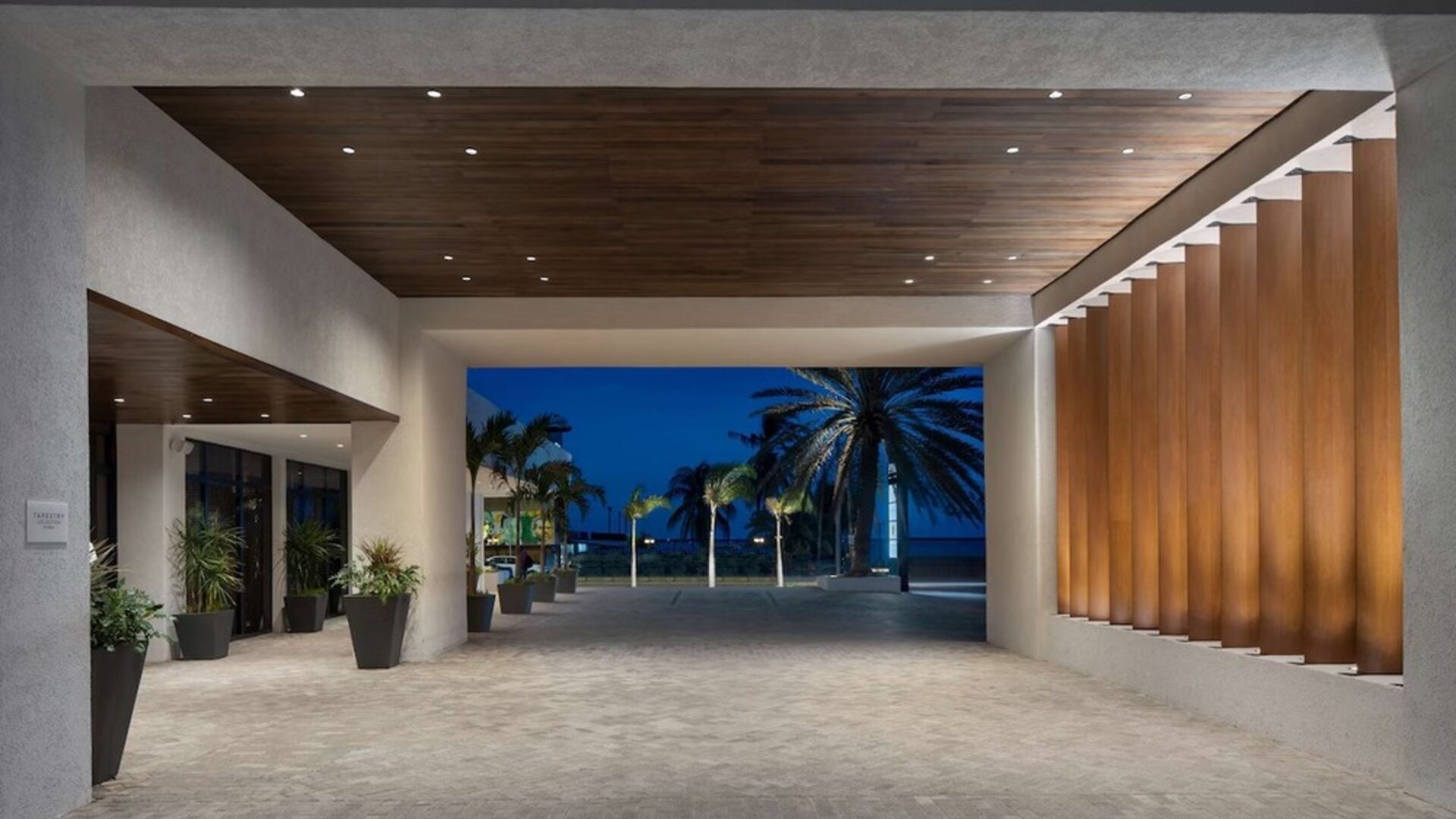 Exterior at ROK Hotel Kingston, Tapestry Collection By Hilton.