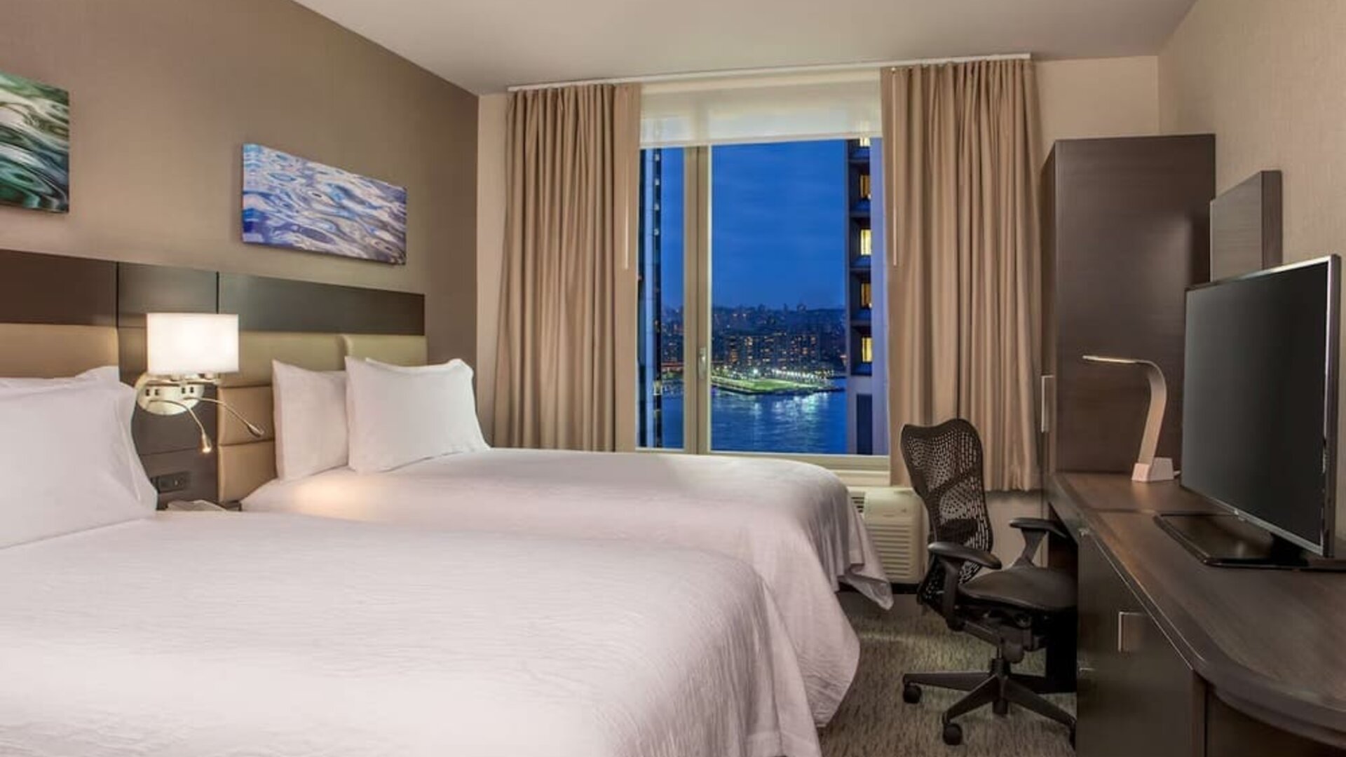 Day use room with work station at Hilton Garden Inn NYC Financial Center/Manhattan Downtown.