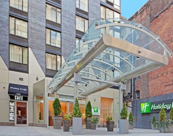 Exterior of Holiday Inn Manhattan 6th Ave - Chelsea.