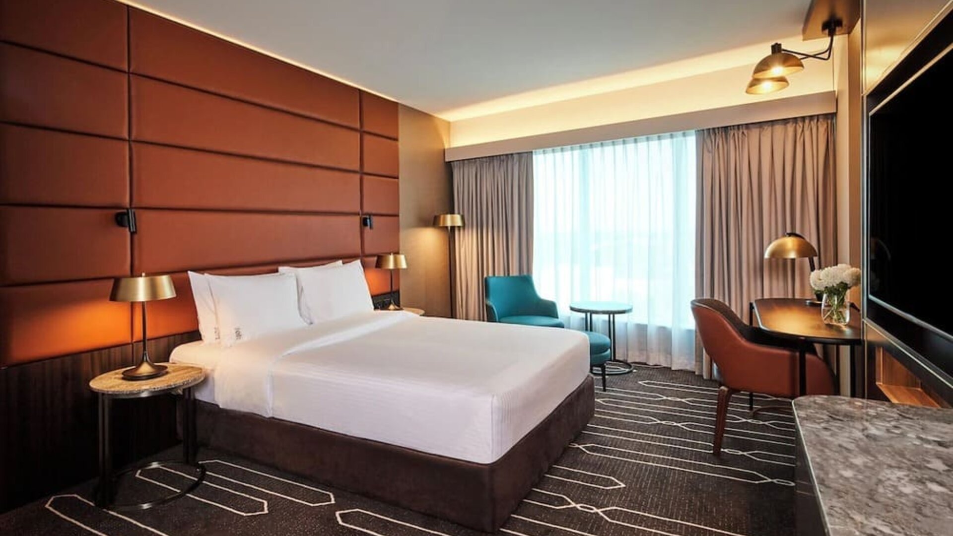 Day use room with natural light at Crowne Plaza Sydney Airport.