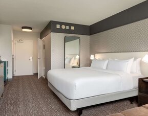 Day use room with natural light at the Hilton Baltimore BWI Airport.