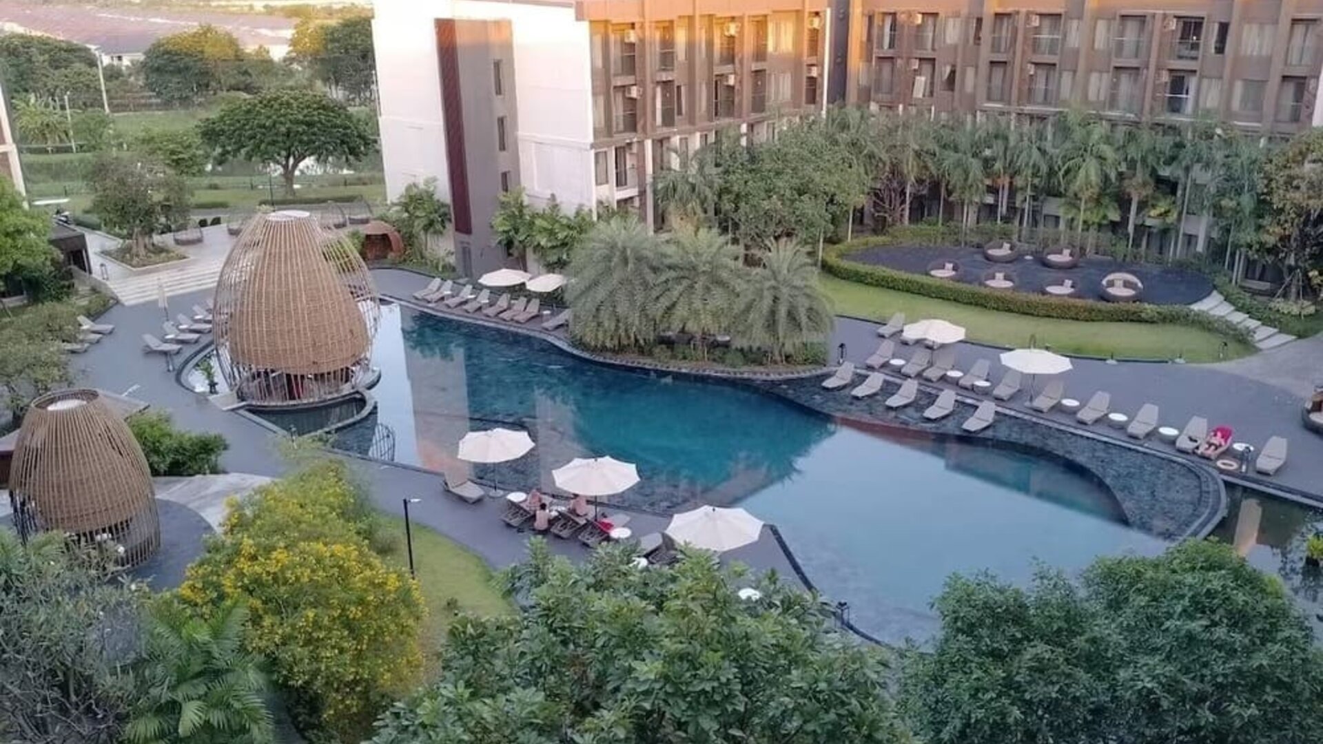 Property exterior at Divalux Resort & Spa Bangkok Suvarnabhumi Airport.