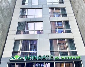 Exterior of Wingate By Wyndham New York Midtown South/5th Ave.