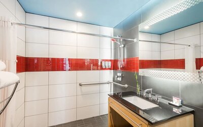 Fully equipped bathroom at TRYP By Wyndham Times Square South.