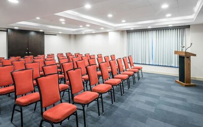 Spacious meeting room at TRYP By Wyndham Times Square South.