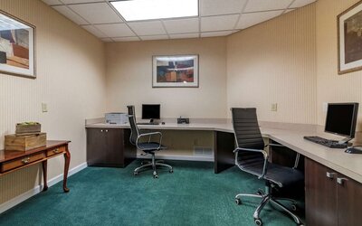 Fully equipped business center at Comfort Inn Glenmont - Albany South.