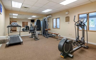 Fully equipped gym at Comfort Inn Glenmont - Albany South.
