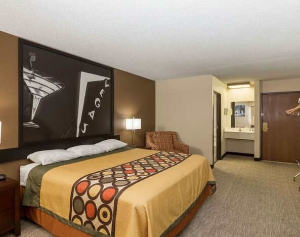 Day room at Coratel Inn And Suites By Jasper Wichita North