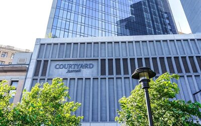 Exterior view of Courtyard By Marriott Long Island City/New York Manhattan View.