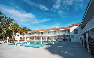 Exterior view of Travelodge by Wyndham Fundamental.