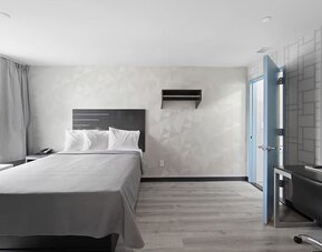 Day use room with work desk at Hotel 365 Bronx.