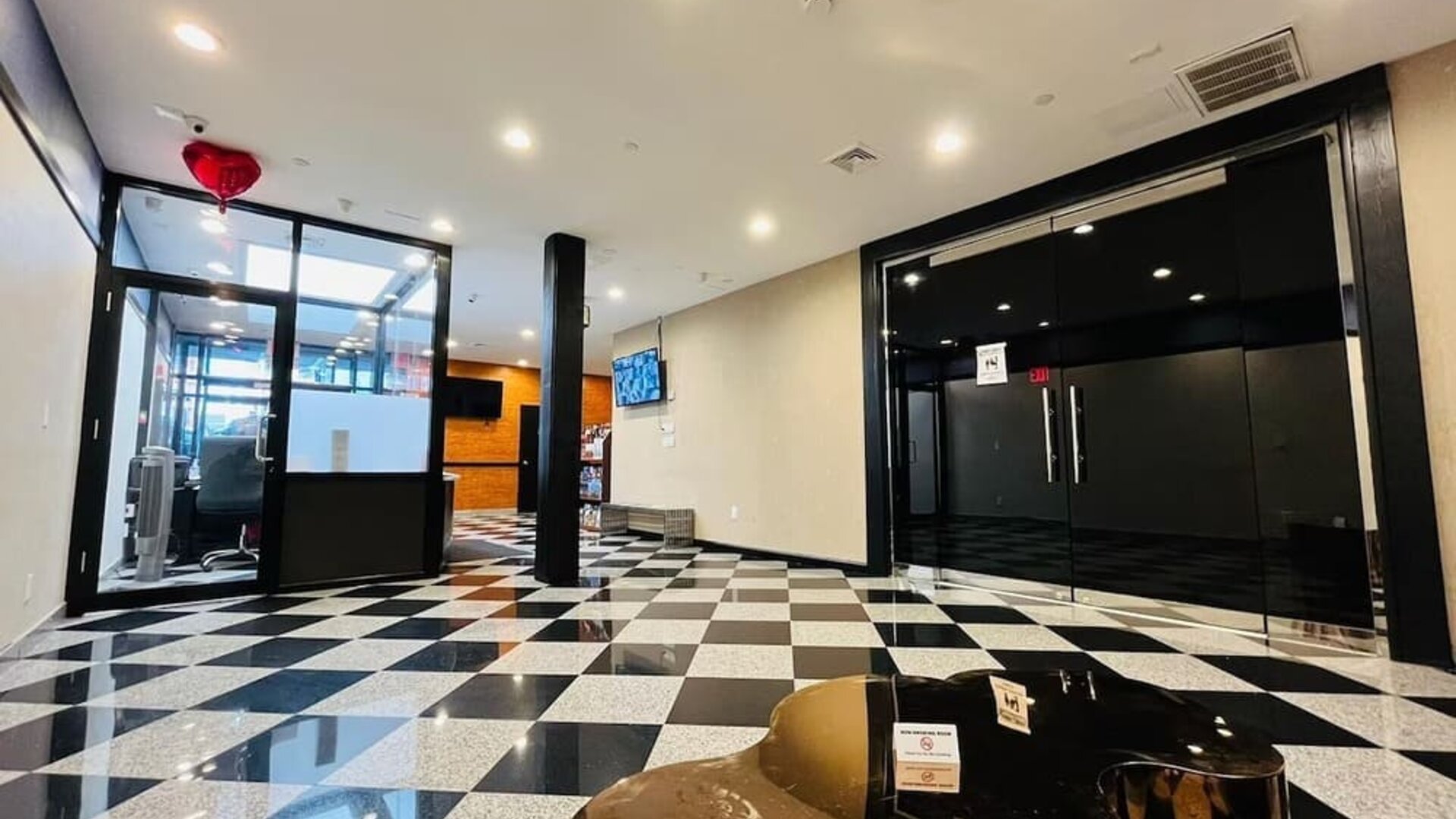 Reception area at Hotel Key.