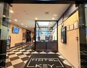 Reception at Hotel Key.