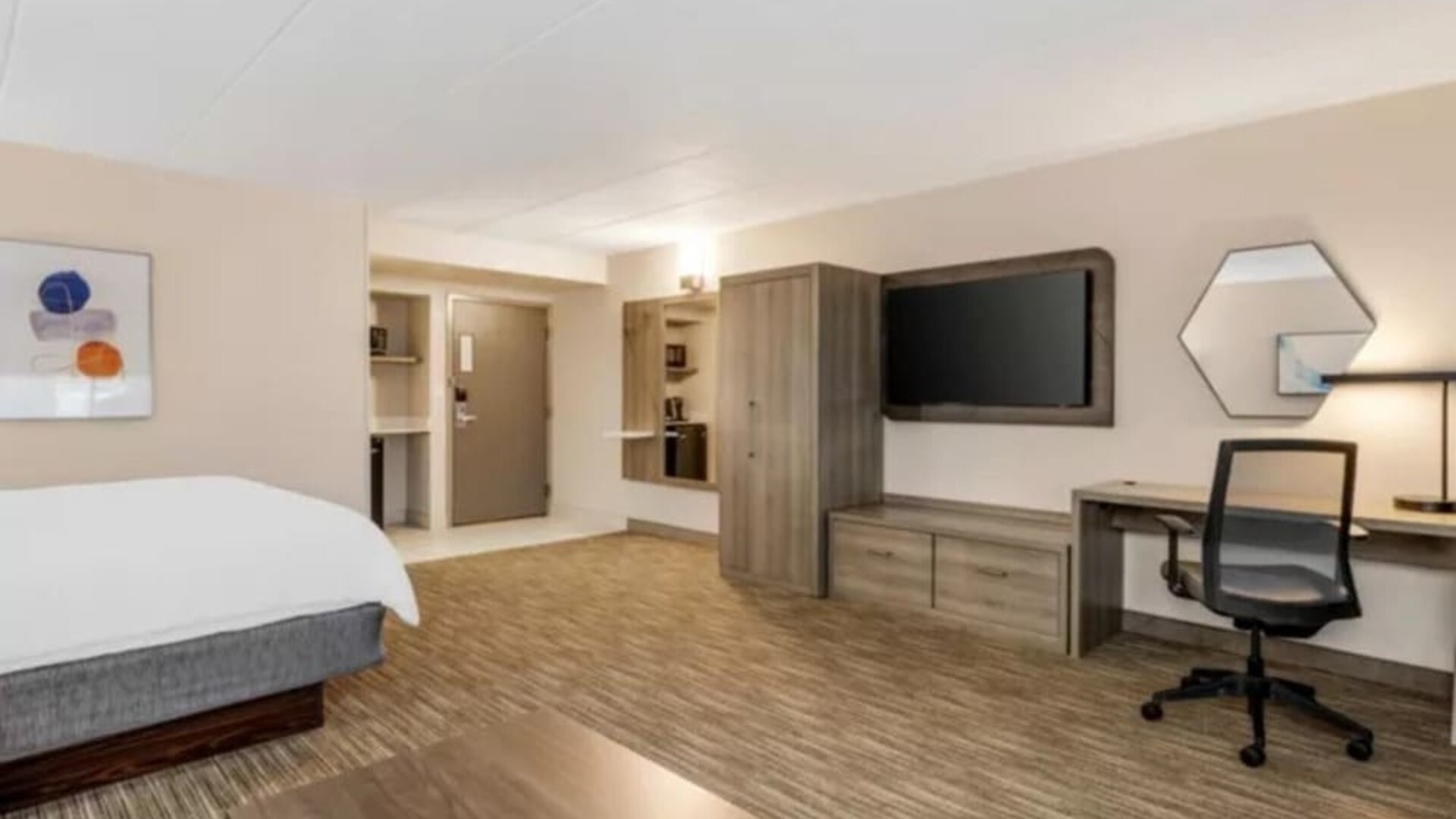 Day use room at Holiday Inn Express Chicago - Downers Grove.