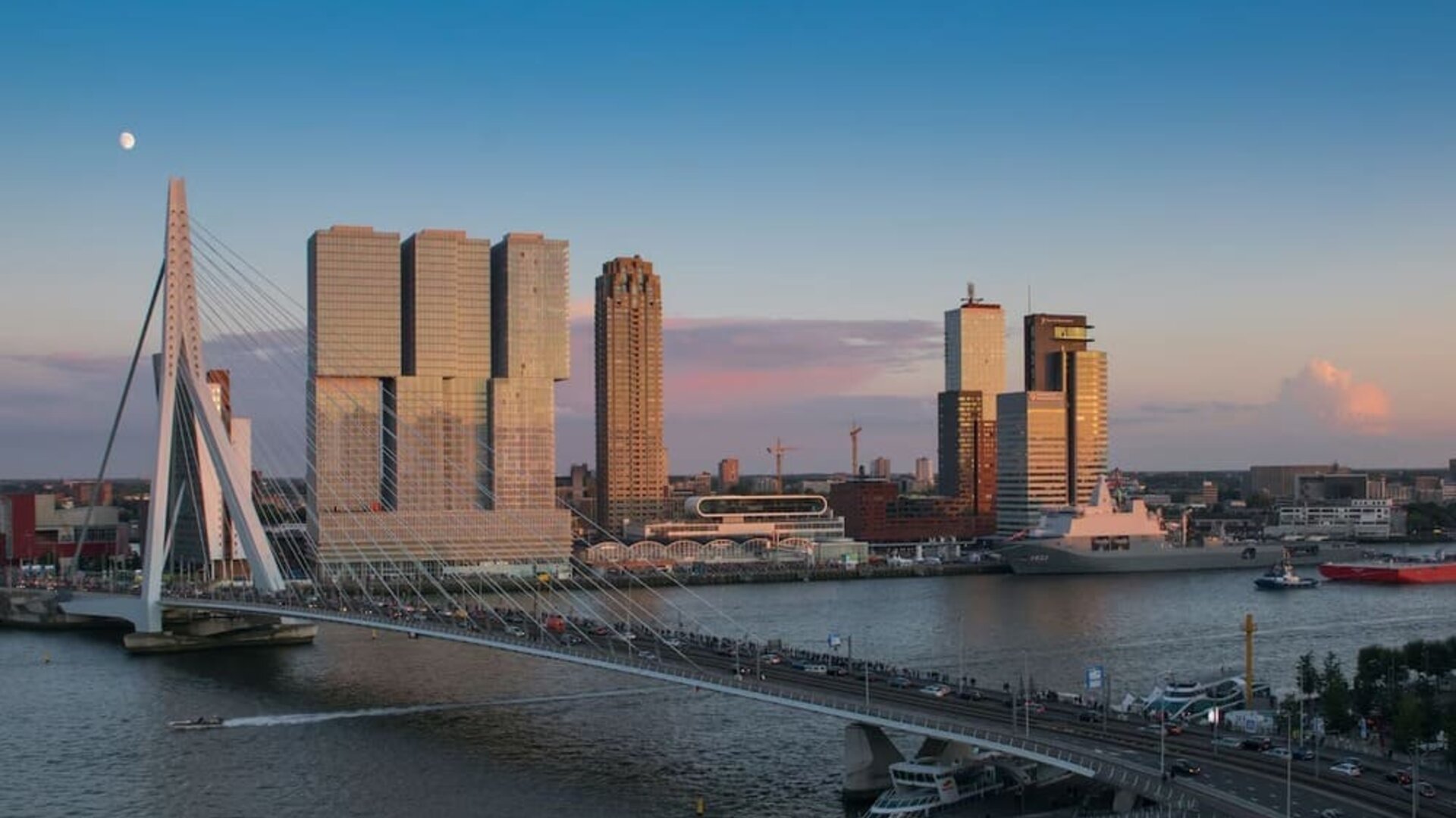 Beautiful canal views at DoubleTree By Hilton Rotterdam Centre.