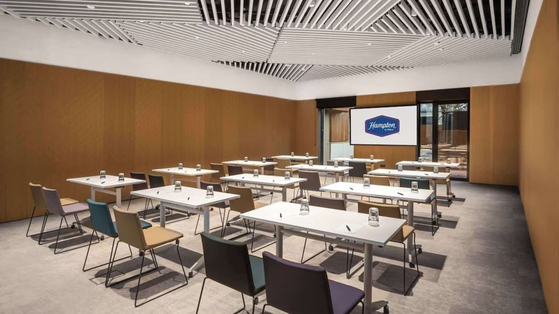 Conference and meeting room at Hampton By Hilton Tallinn.