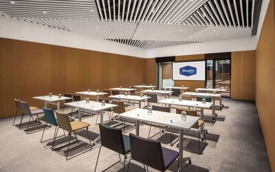 Conference and meeting room at Hampton By Hilton Tallinn.
