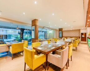 Hotel Arizona Suites