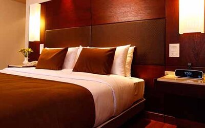 Hotel Reina Isabel