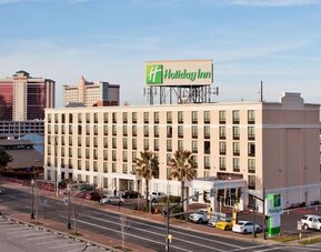 Exterior view of Holiday Inn Downtown Shreveport in the city center.
