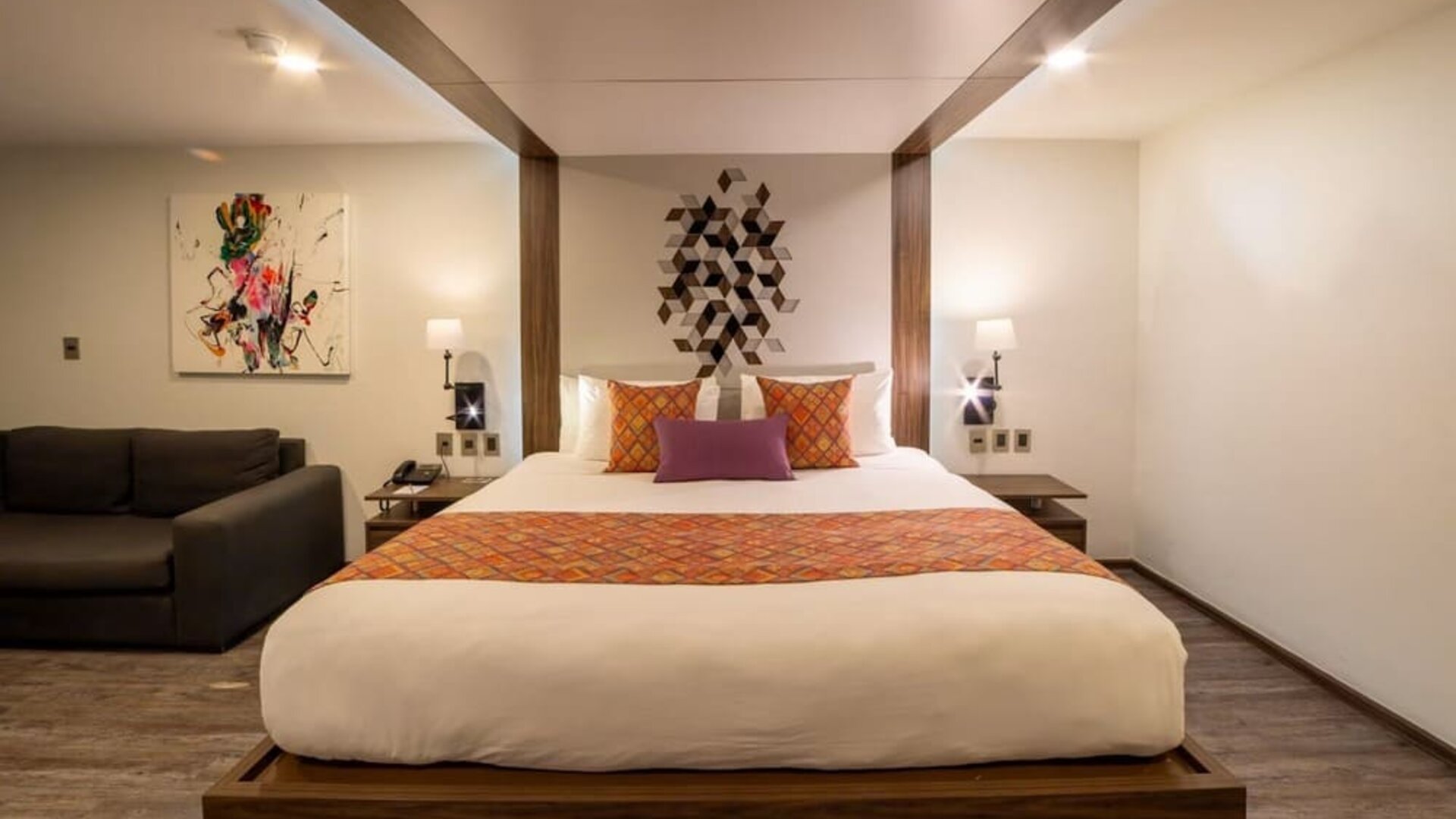 Flowsuites Condesa