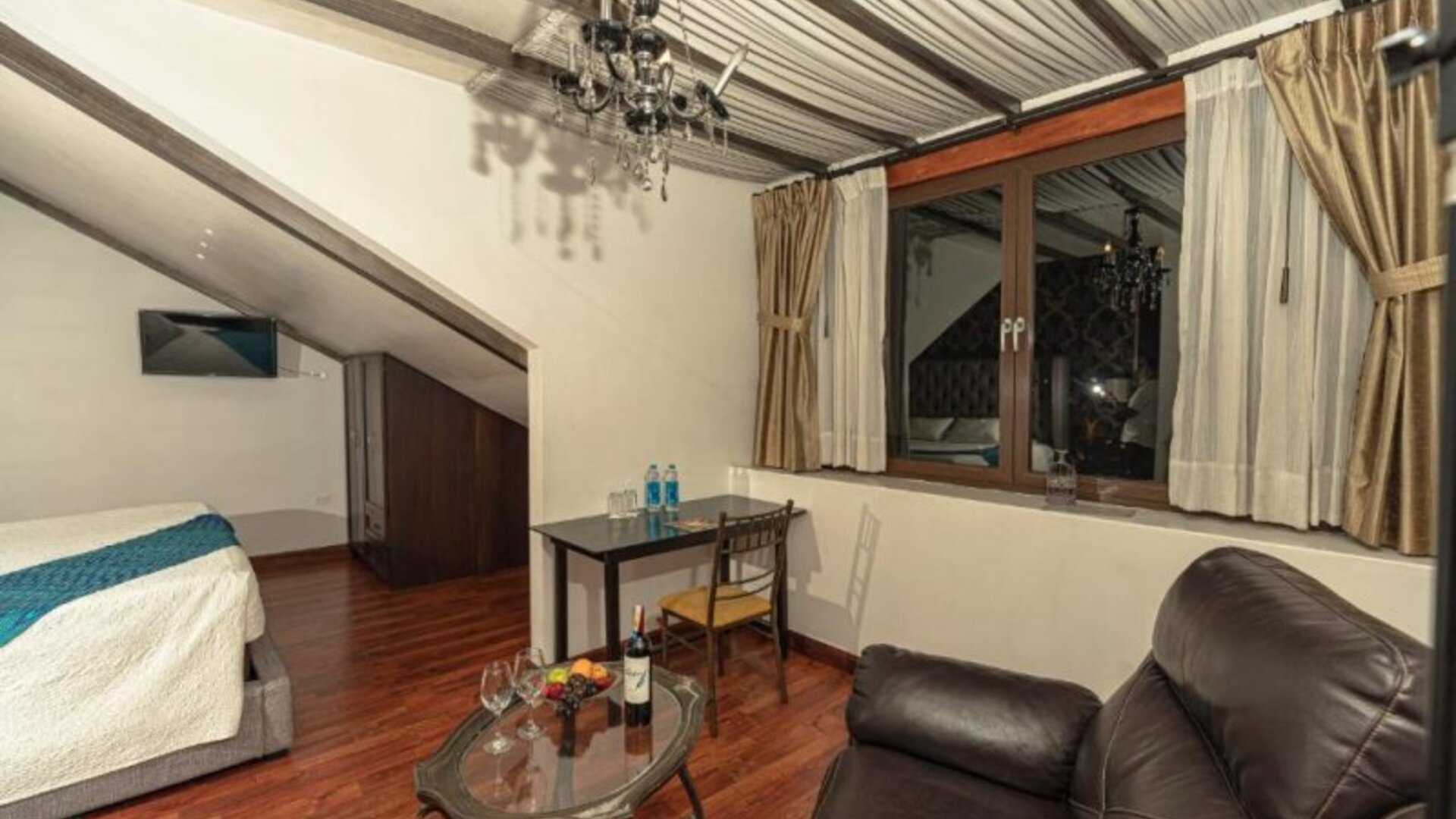 Hotel Azul De La Plaza By Chat Noir