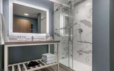 Cambria Hotel West Orange
