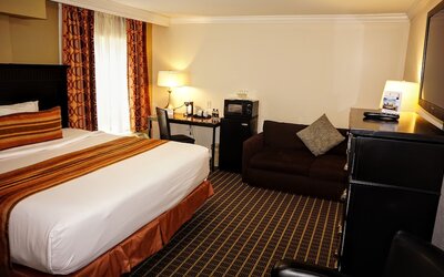 The Wilshire Grand Hotel