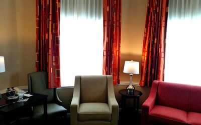 The Wilshire Grand Hotel