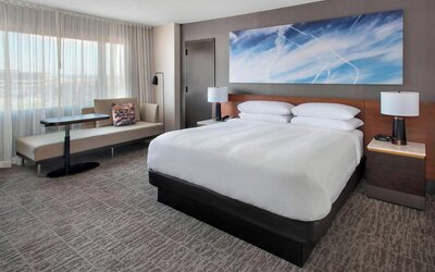 Newark Liberty International Airport Marriott