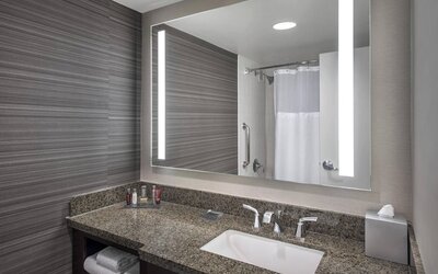 Newark Liberty International Airport Marriott