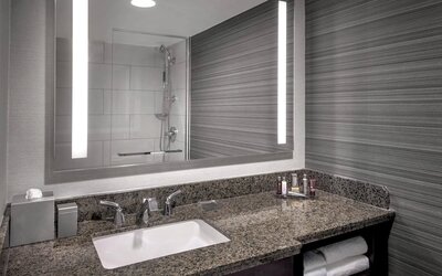 Newark Liberty International Airport Marriott