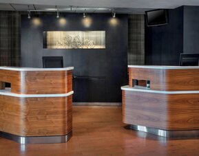 Courtyard by Marriott Newark Liberty International Airport