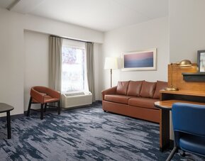 Fairfield Inn & Suites Newark Liberty International Airport