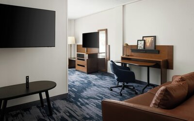 Fairfield Inn & Suites Newark Liberty International Airport